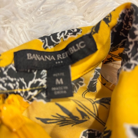 BANANA REPUBLIC Floral Bow Neck Halter Top Yellow woman’s medium - Picture 7 of 13